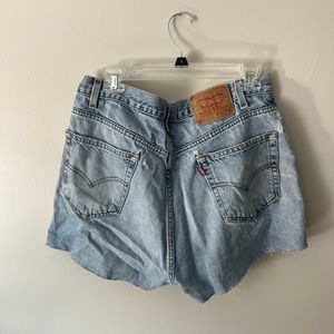 Levi’s cutoff shorts